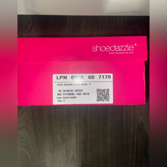 Size 10 ! Only tried on never worn ! - Picture 5 of 6